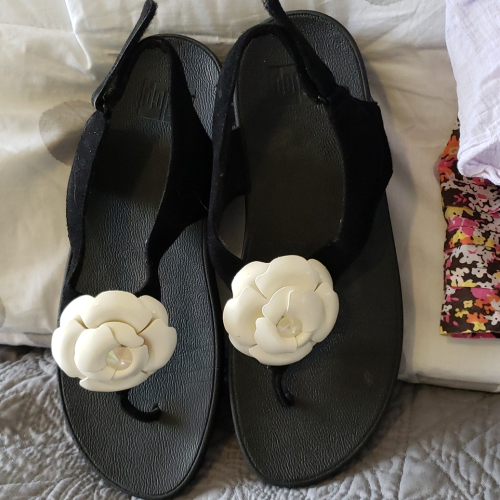 Fitfloo sandals